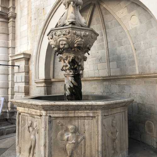 Small Orofrio Fountain