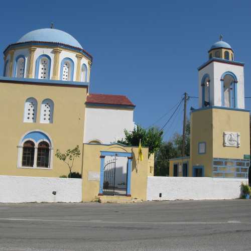 Church of Asomatos, Asfendiou