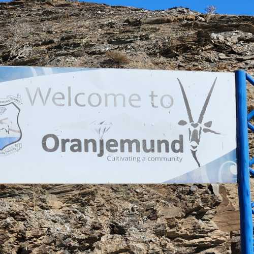 The entrance to Oranjemund town