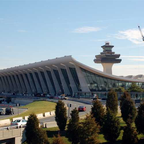 Dulles International Airport, США