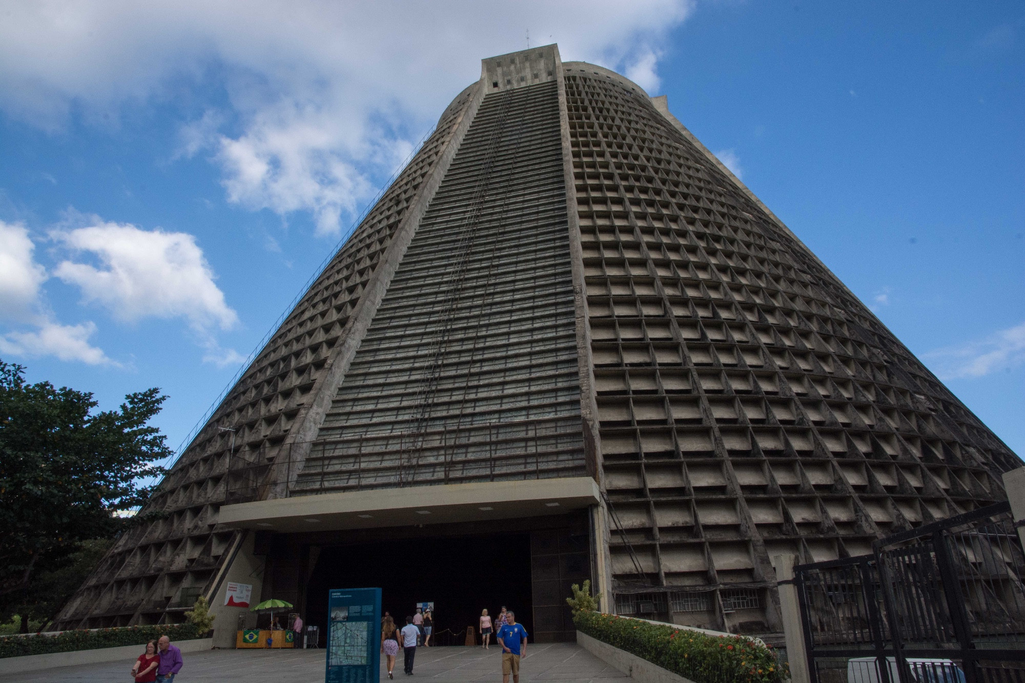 Catedral Metropolitana de São Sebastião do Rio de Janeiro, Бразилия