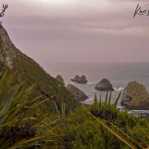 Nugget Point Lighthouse photo