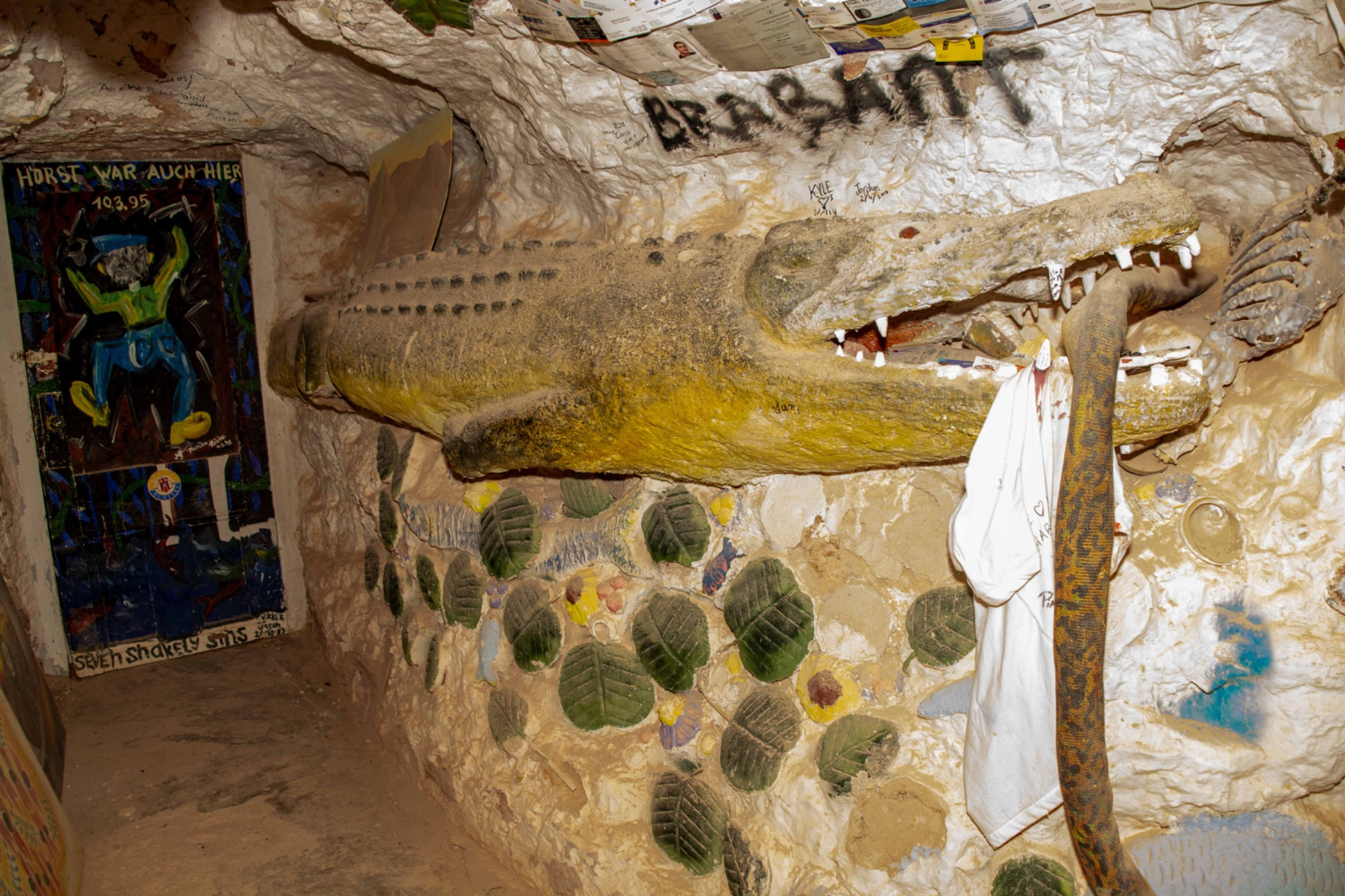 Crocodile Harry's Underground Nest & Dugout, Австралия