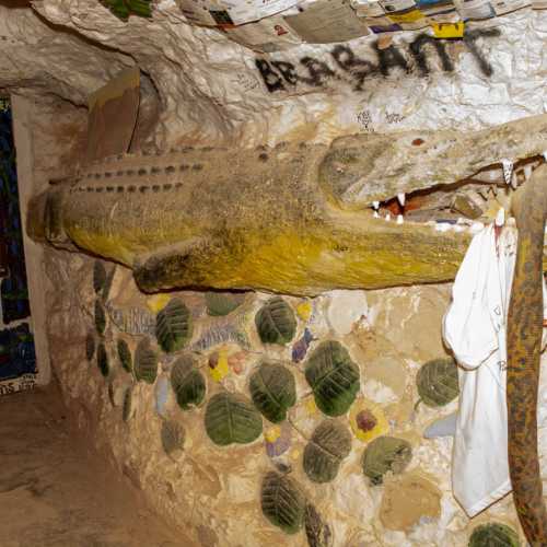 Crocodile Harry's Underground Nest & Dugout, Австралия