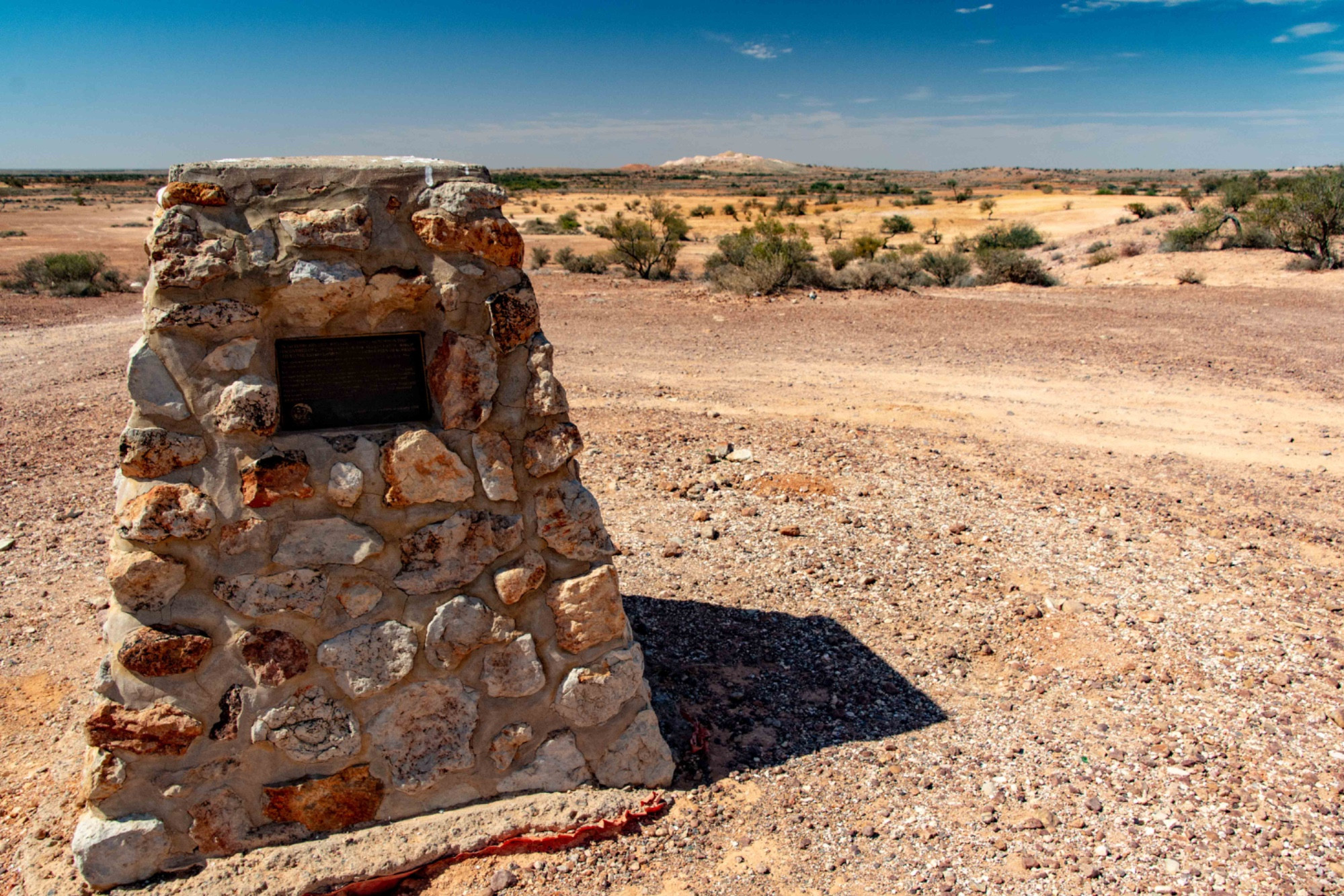 Hutchinson Monument, Australia