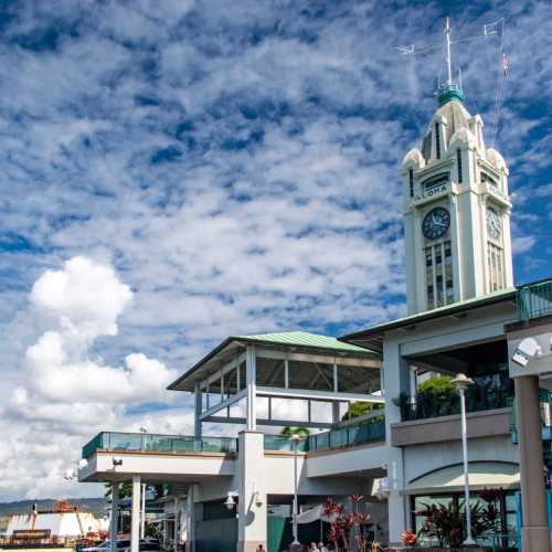 Honolulu Harbor photo