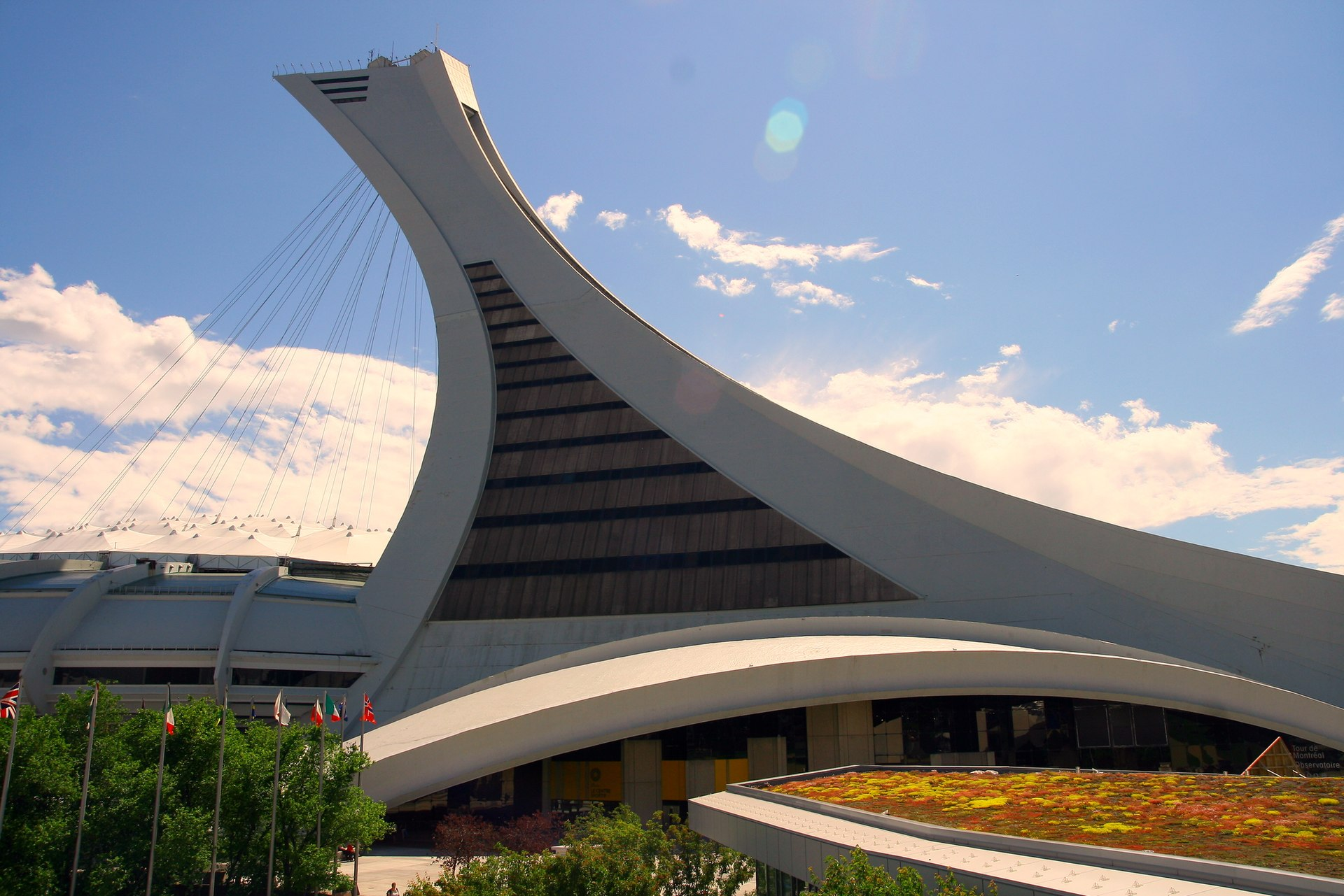 Stade Olympique, Canada