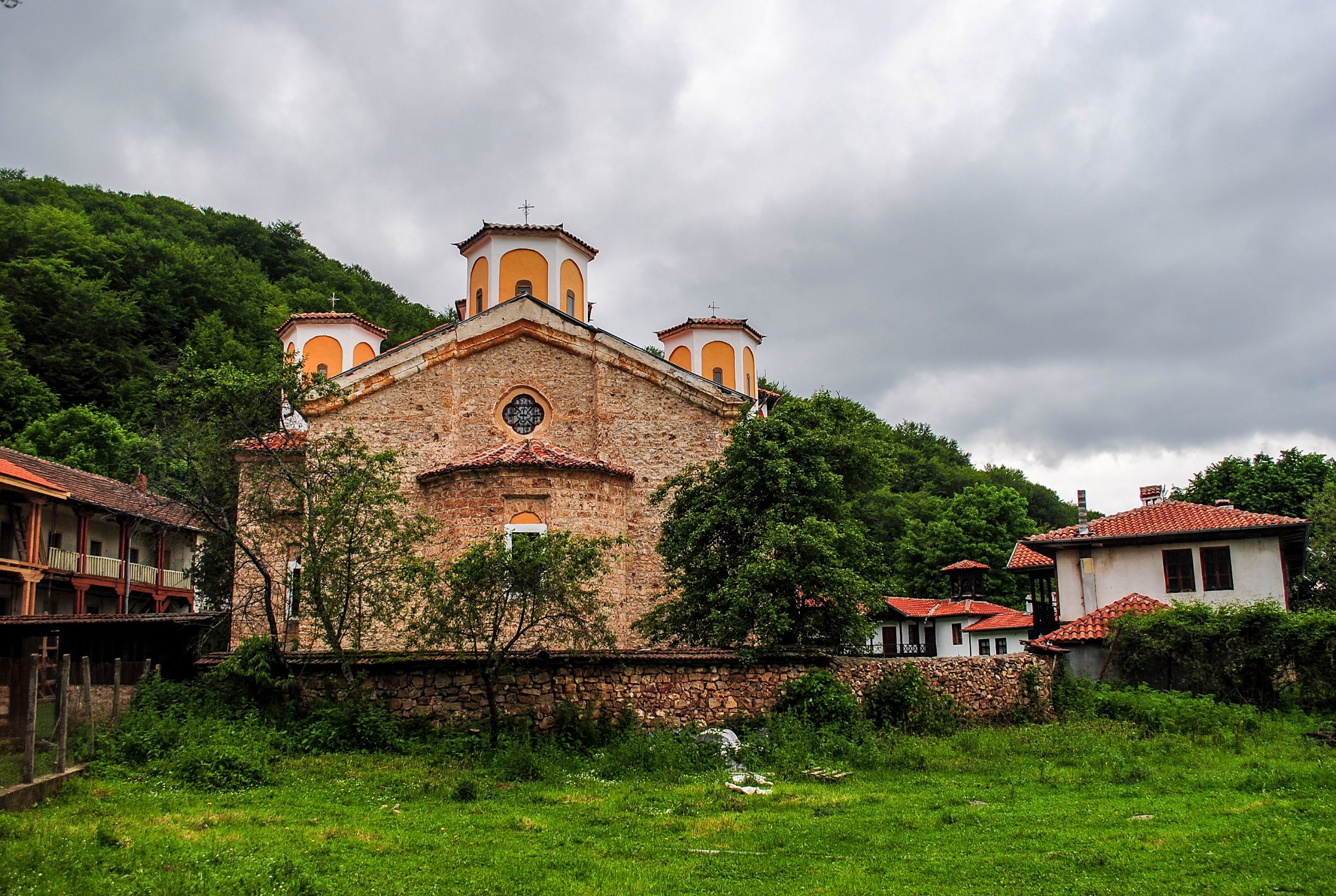 Етрополе, Болгария