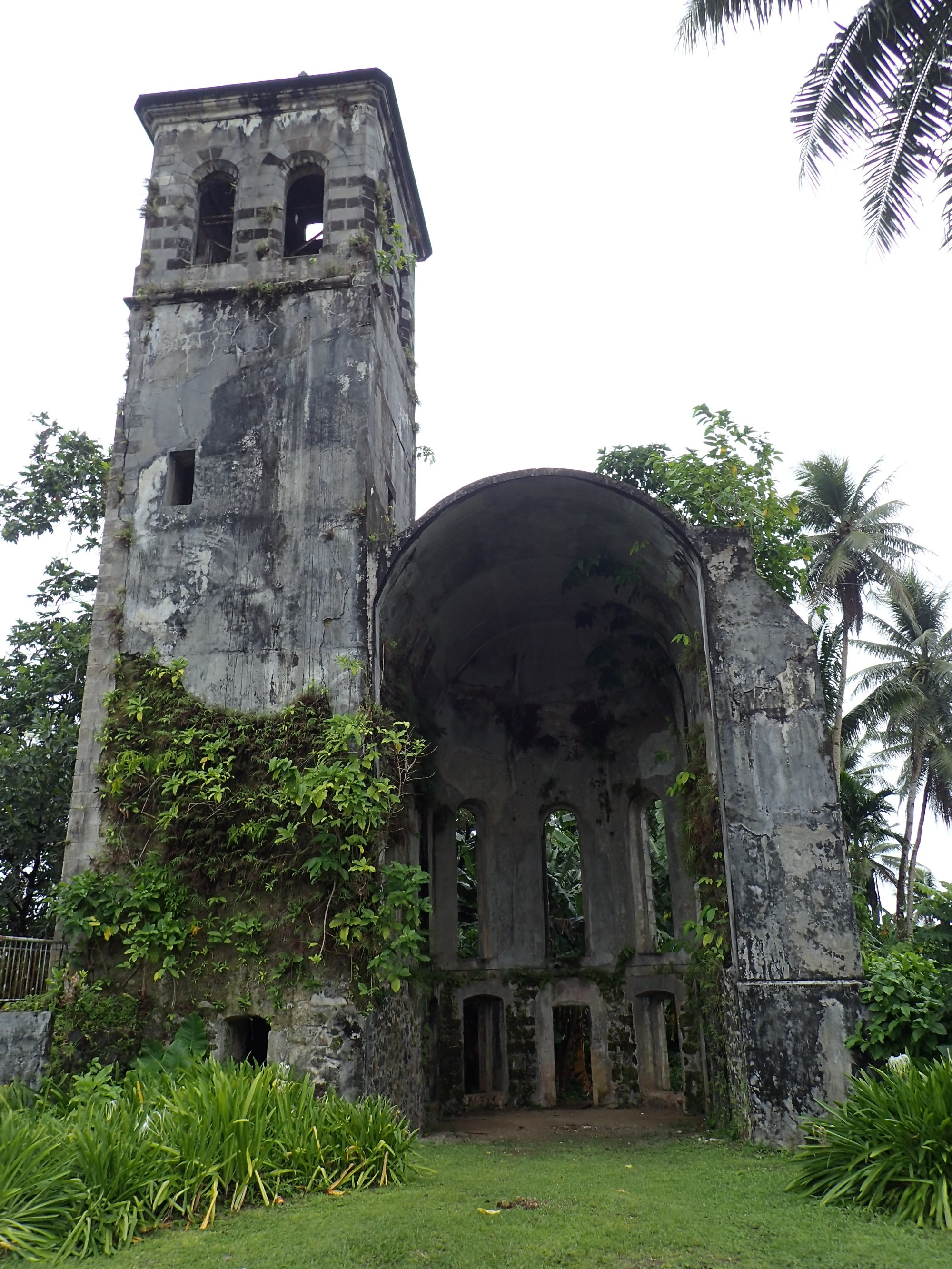 Ruins of Old German Church, Федеративные Штаты Микронезии