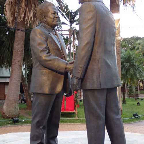 Monument à la Réconciliation, Новая Каледония о-в