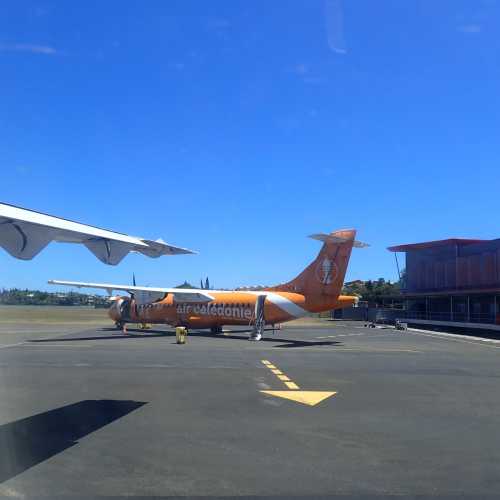 Magenta Airport, Новая Каледония о-в