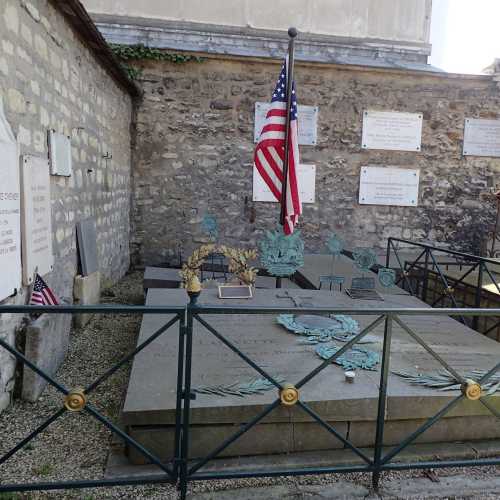 Lafayette Grave, Франция