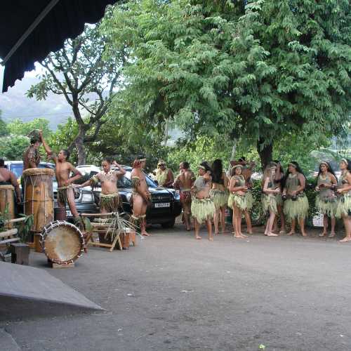 Kamake Store, French Polynesia