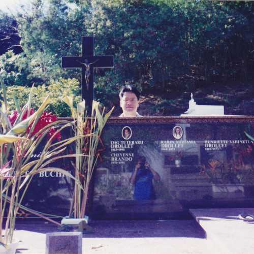 Cheyenne Brando Tomb, French Polynesia