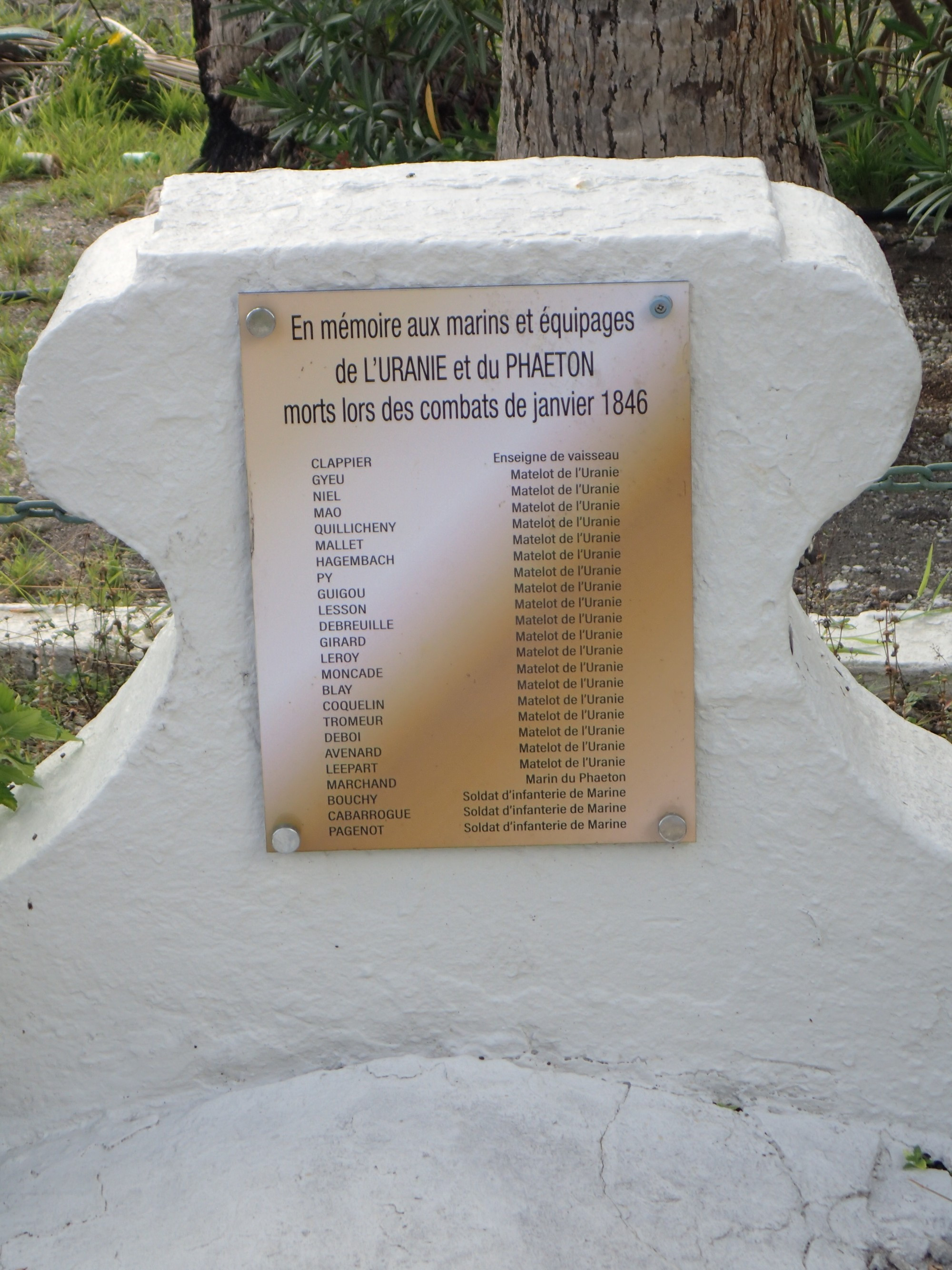 Monument to Uranie & Phaedon Sailors Killed in 1846, Французская Полинезия