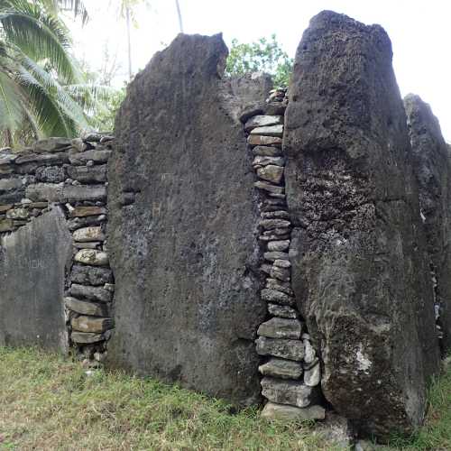 Manunu Marae Sanctuary Ruin, Французская Полинезия
