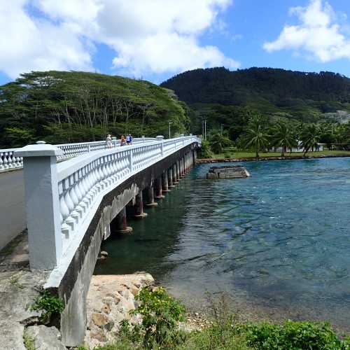 Maroe Bridge, French Polynesia