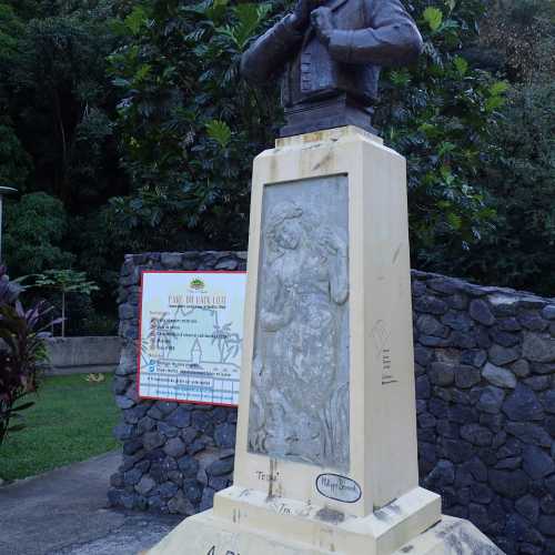 Pierre Loti Monument, Французская Полинезия
