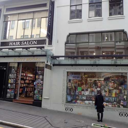 High Street - Unity Books, New Zealand