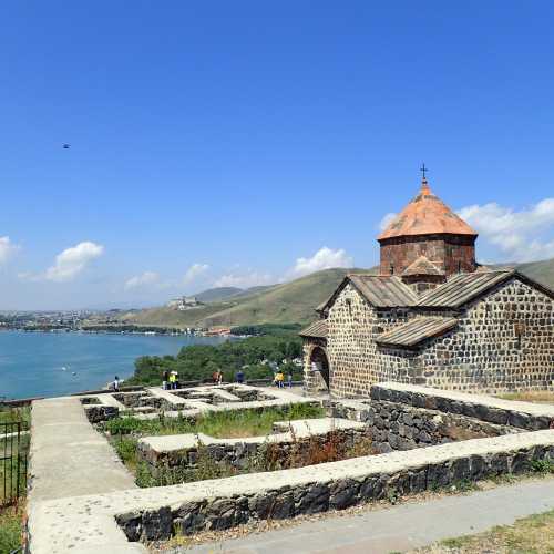 Surp Arakelots, Армения