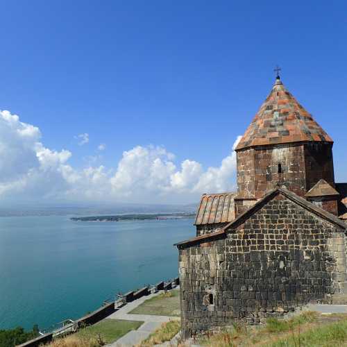 Surp Astvatsatsin, Armenia