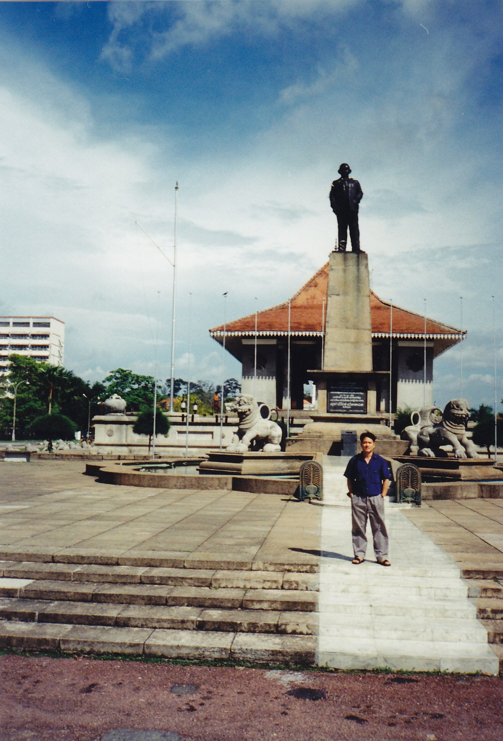 Independence Memorial, Sri Lanka