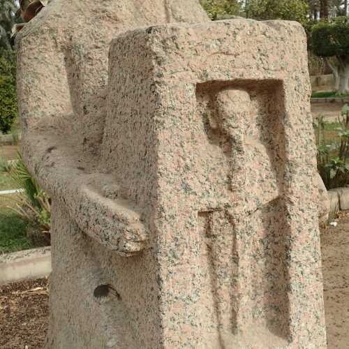 Naos Statue, Египет