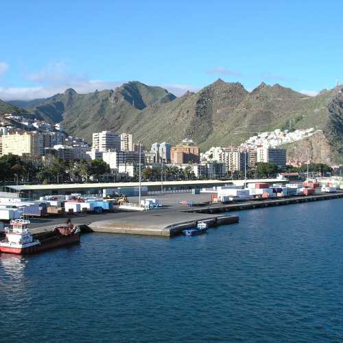 Puerto de Santa Cruz de Tenerife photo