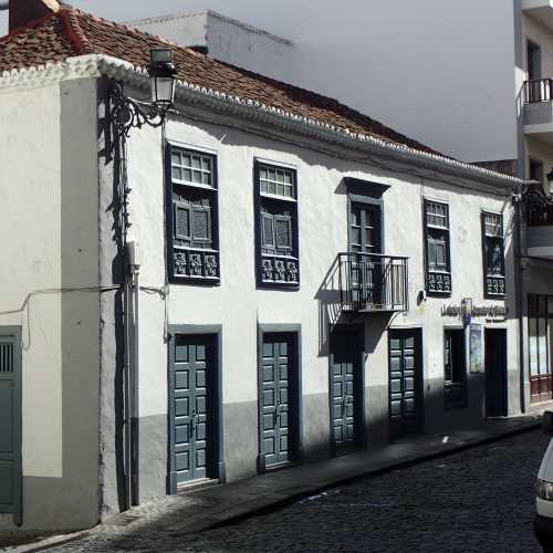 Calle Anselmo Perez De Brito