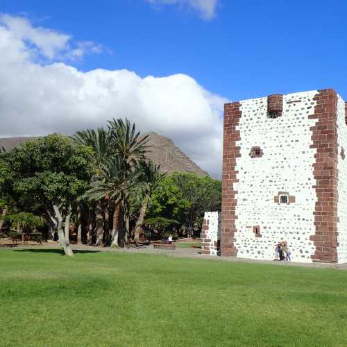 Torre del Conde, Spain