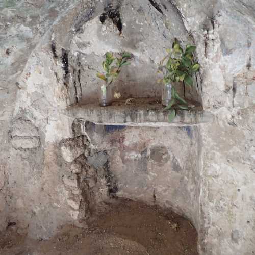 Crusader Chapel Crypt, Палестина