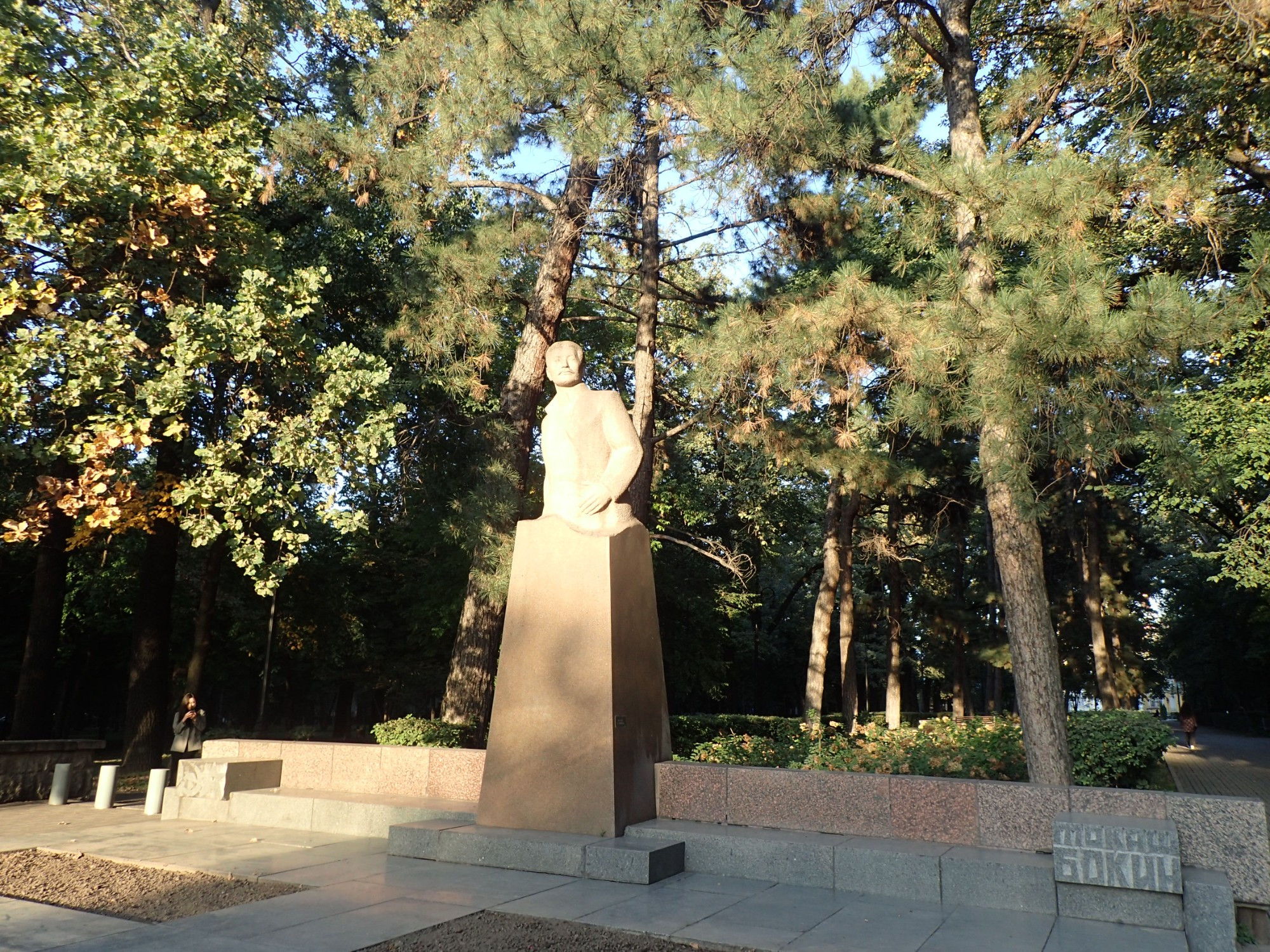 Tokash Botkin Statue, Казахстан