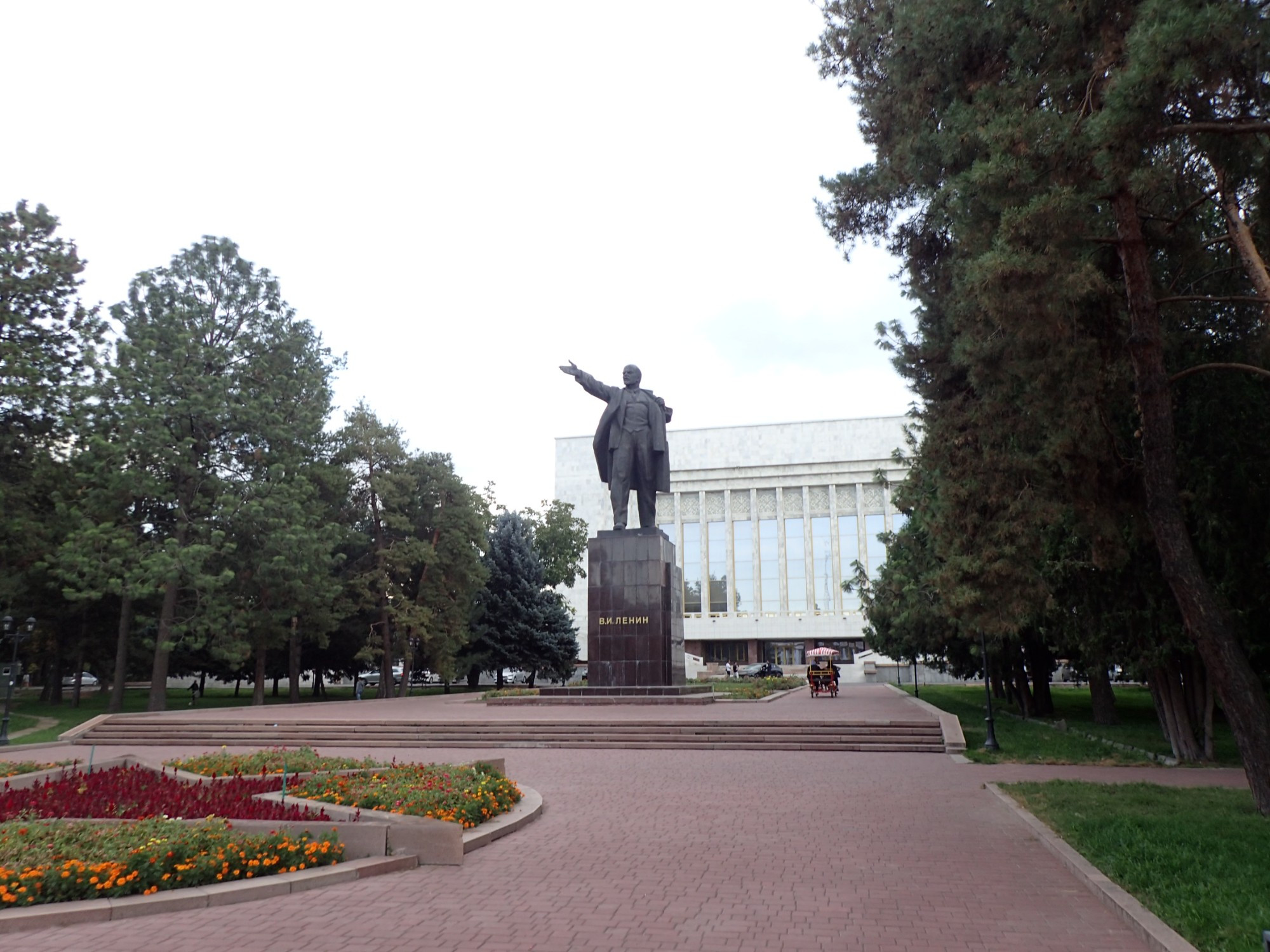 Lenin Statue, Кыргызстан