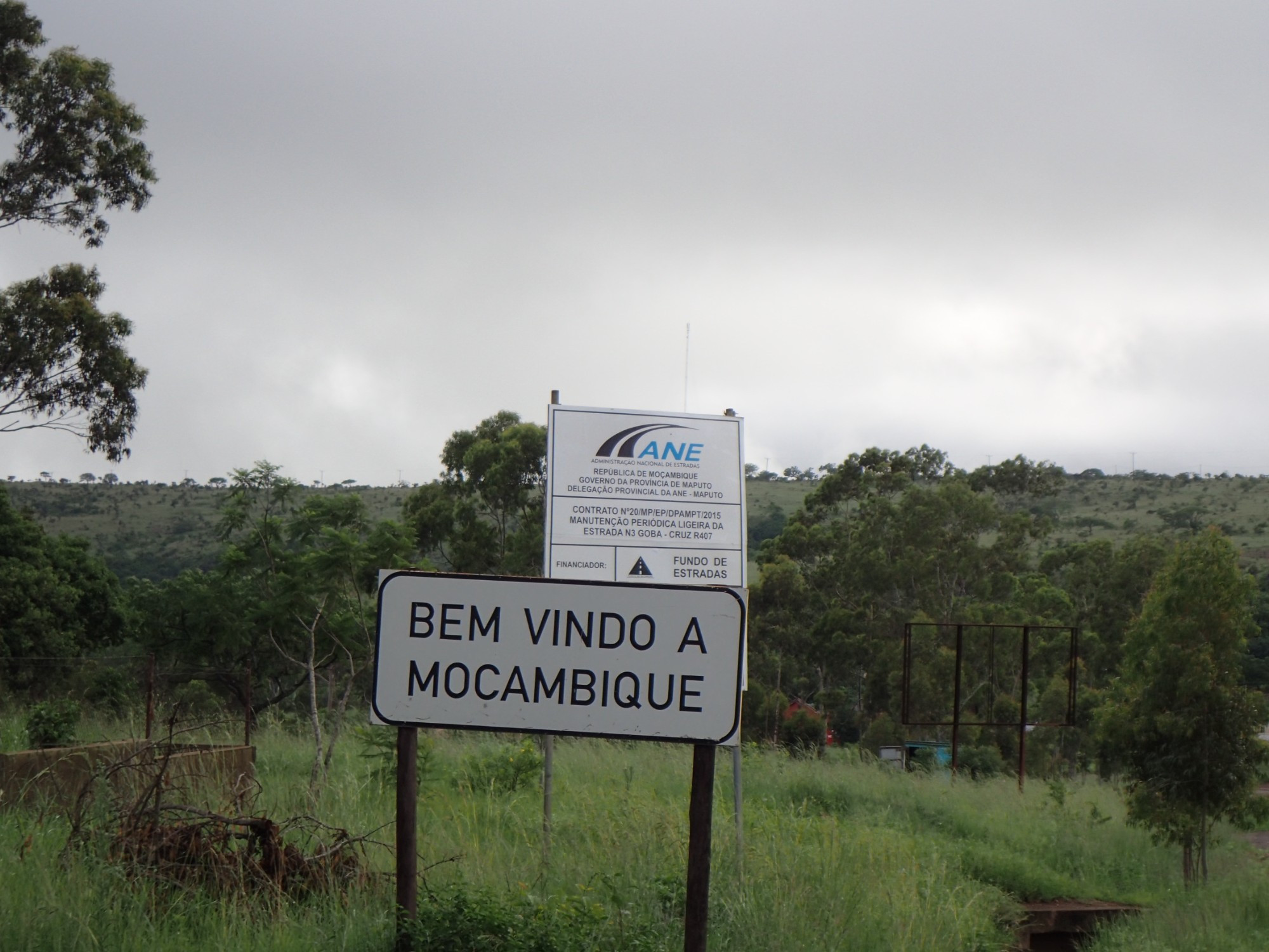 Mhlumeni Border Crossing, Свазиленд