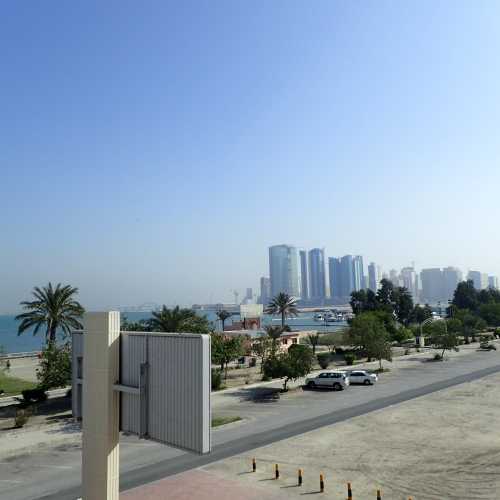 Al Corniche, Бахрейн