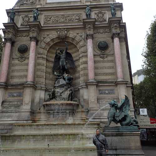 Fontaine St Michel, France