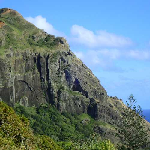 Christian's Cave, Pitcairn Islands