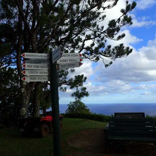 Palwa Walli Peak Lookout, Pitcairn Islands