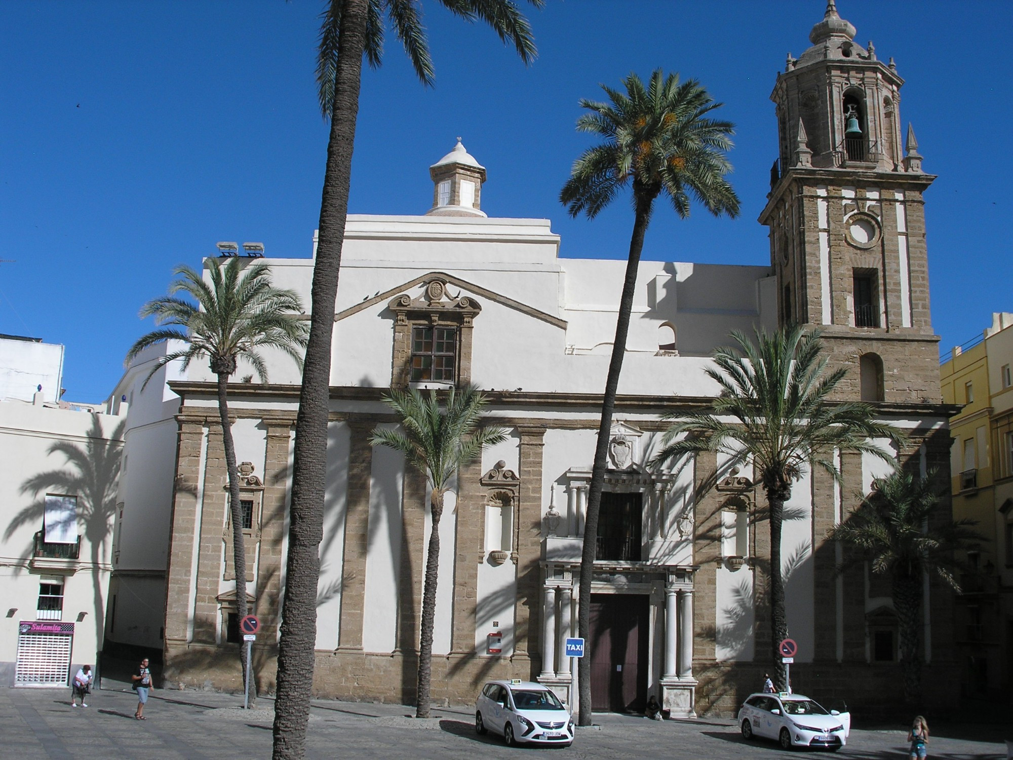 Iglesia de Santiago Apostol, Испания