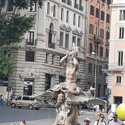 Piazza Barberini, Италия