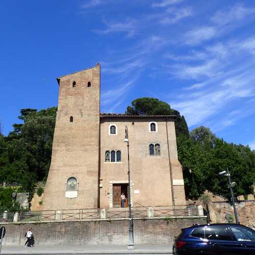 Casina dei Pierleoni, Италия