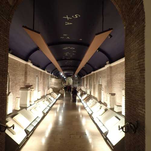 Tabularium Tunnel, Italy