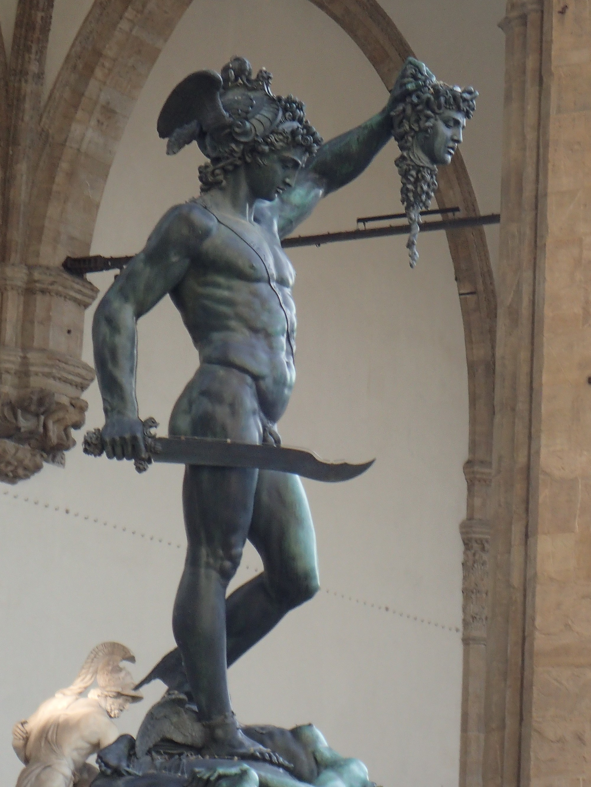 Персей с головой Медузы Горгоны, Италия