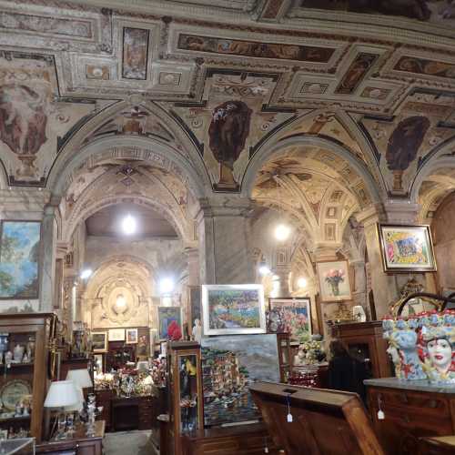 Galleria Imperiale, Italy