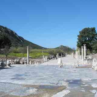 Columns of Evangelists photo