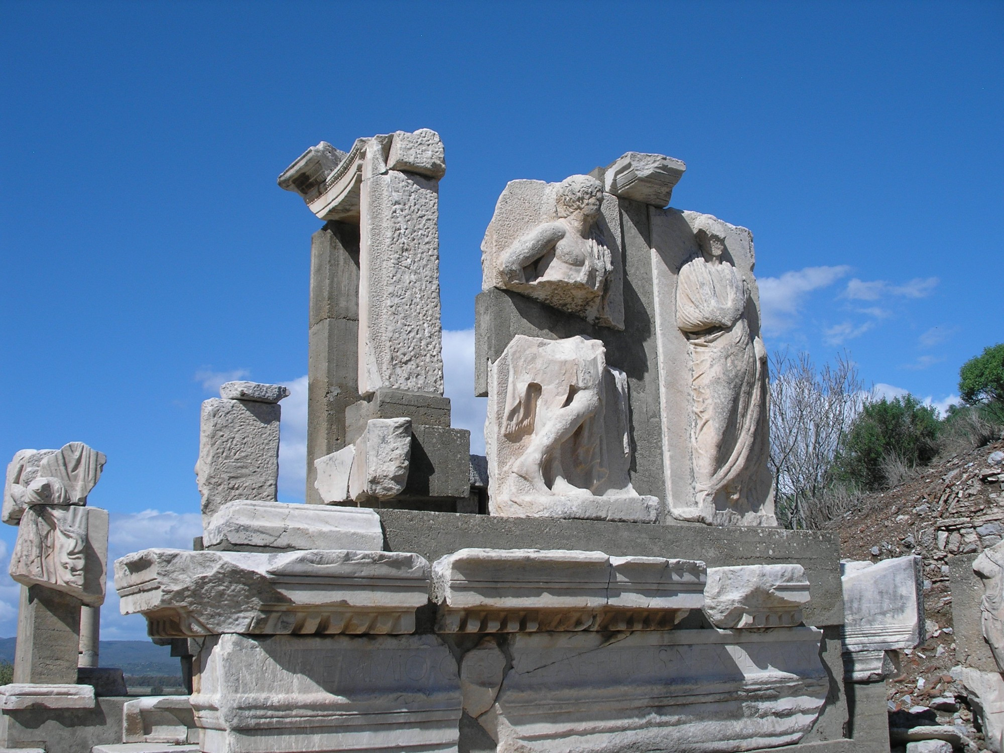 Memmius Monument, Турция