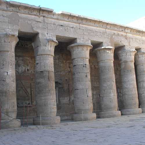 Amon Temple Second Court Colonnade, Египет