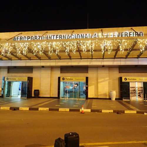 Quatre de Fevereiro Luanda International Airport, Angola