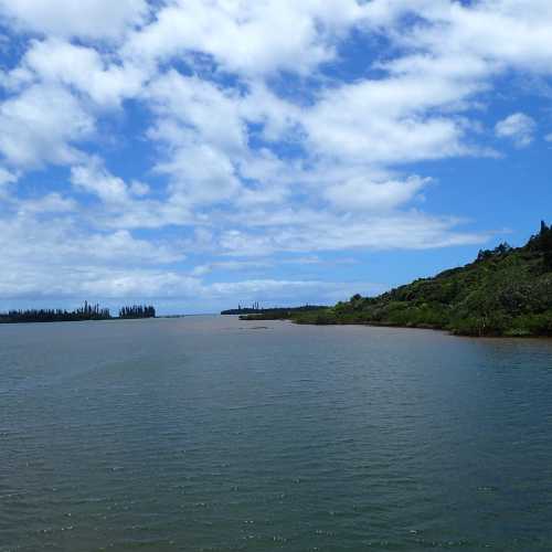 Taaré Bay, Новая Каледония о-в