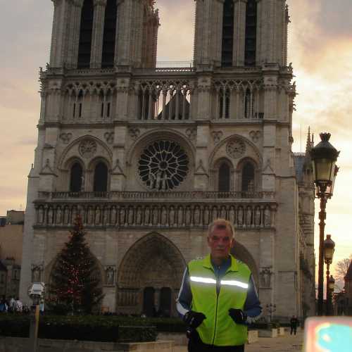 Early morning jogg in Paris 2007